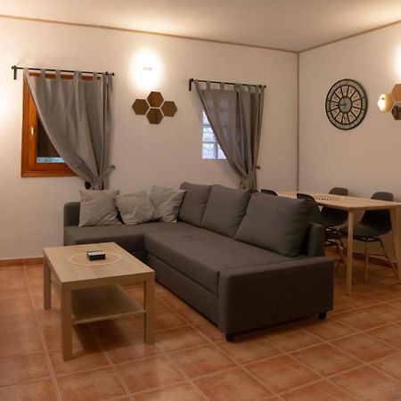 Apartamentos Erlueta Калатаюд Экстерьер фото