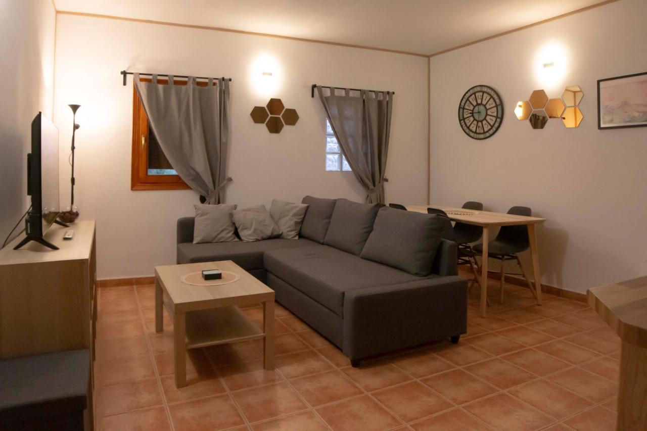 Apartamentos Erlueta Калатаюд Экстерьер фото